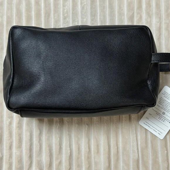 In Pell leather travel bag pouch handmade in Italy